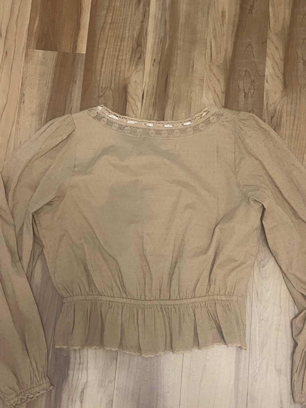 American Eagle Boho Peasant Top Medium NWT Lace Trim Prairie Cottagecore - Picture 7 of 7